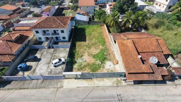 Ótimo terreno com muro e água encanada em bacaxá!!