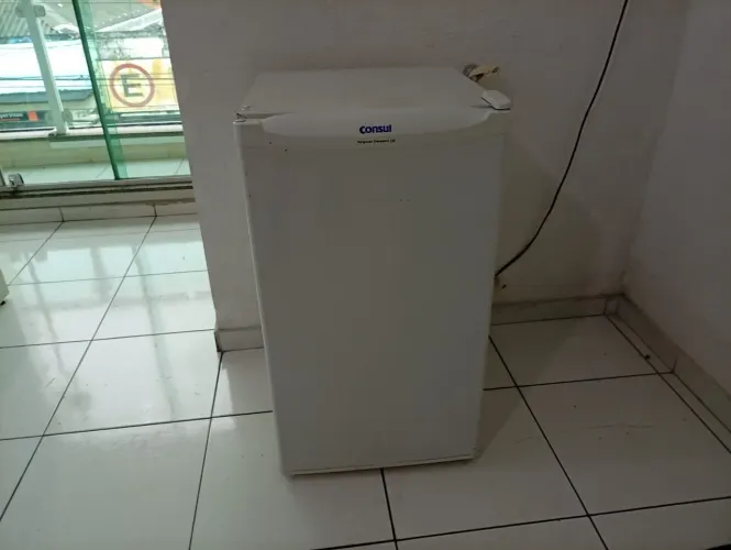 Geladeira frigobar Consul