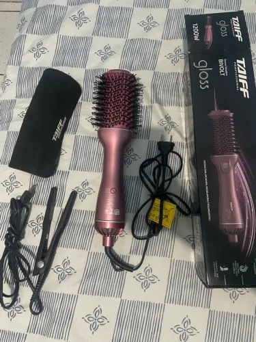 Escova secadora e uma Mini chapinha tudo da Taiff