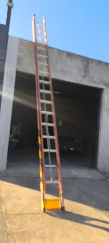 Escada profissional 9 mts