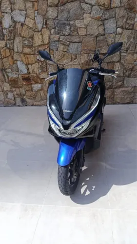 PCX 150 2022 Azul impecável 