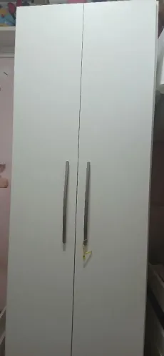 Armário branco