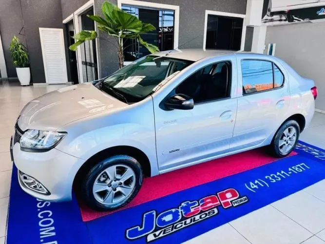 Renault Logan Dynamique Hi-flex 1.6 8V 4P 2015