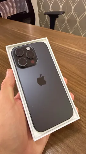 iPhone 16 Pro 128GB Preto - 90% Bateria - Excelente Estado