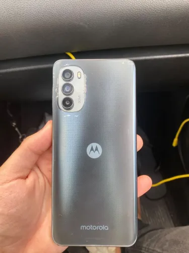 Motorola G82, 128 GB de armazenamento