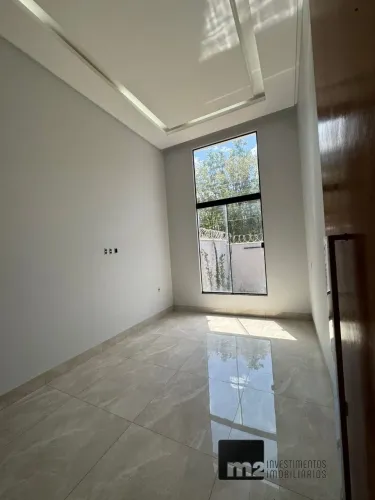 Casa de rua no Jardim Canadá Aparecida de Goiânia;