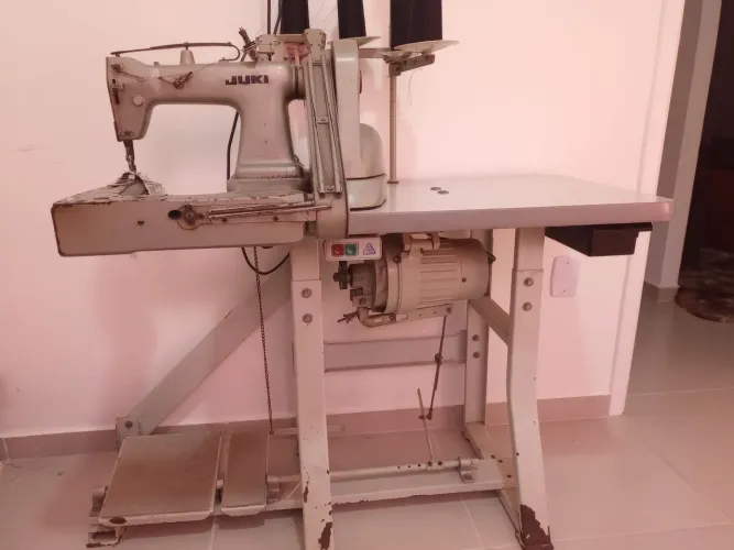 Máquina de braço industrial (máquina de fechamento)