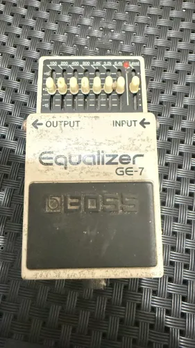 PEDAL BOSS GE-7 GE7