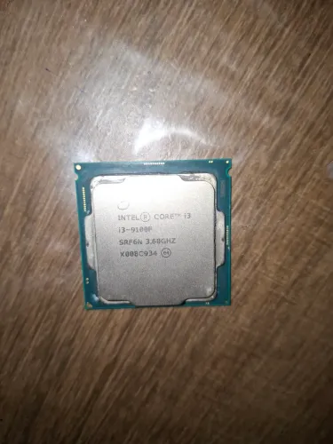 Processador Intel Core i3-9100F - Ótimo Estado (Socket LGA 1151)