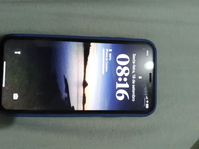 iPhone XS, bateria em 72%, sem trincado, face id não funciona!