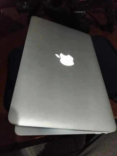 Macbook 2011 (A1370) funcionando perfeitamente
