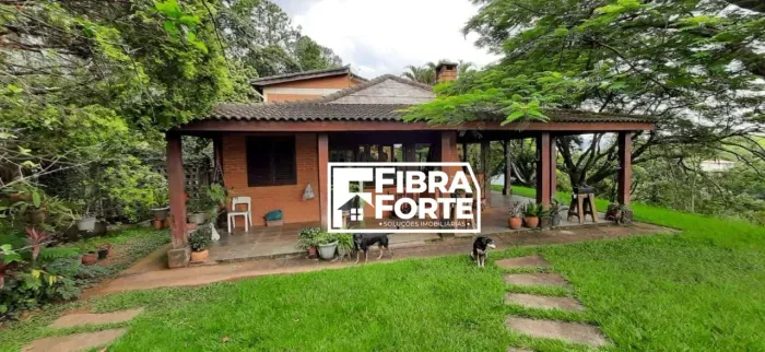 Chácara em Jundiai SP com 461 metros úteis