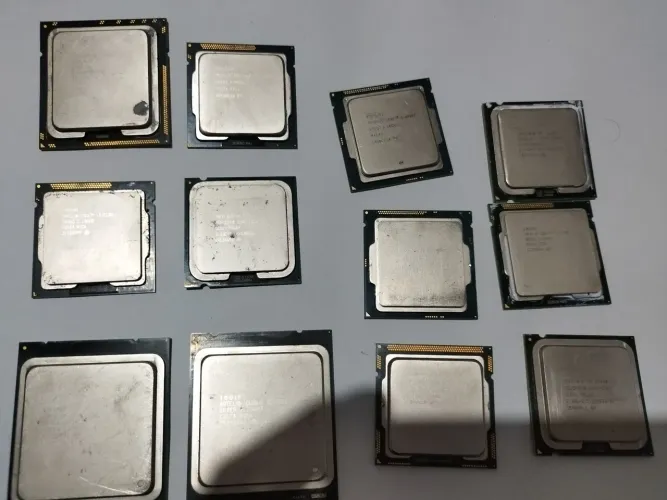 Lote com 12 processador de computador diversos 