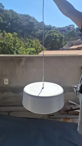 Lustre Pendente Branco (44cm) - Necessita de Reposição de Tampa