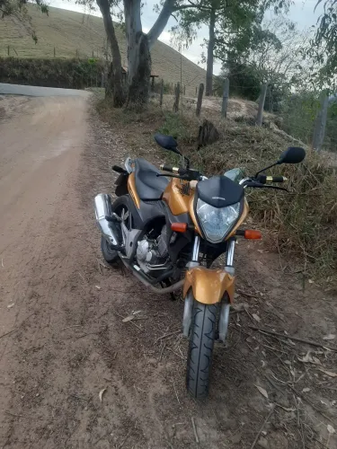 cb 300r