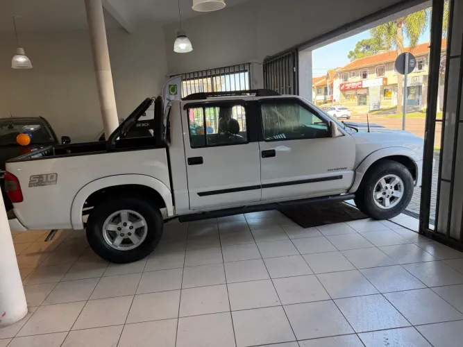 Chevrolet S10 P-up Advant. 2.4/2.4 MPFI F.power CD 2009