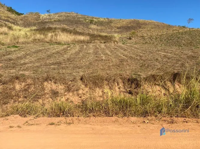 Terreno à venda, 943 m² por R$ 95.000,00 - Centro - Santana do Deserto/MG