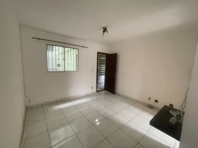 Apto para alugar com 2 quartos em Vila Ipiranga - Mogi das Cruzes - SP