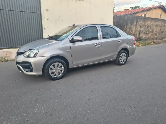 Toyota Etios Cross 1.5 Flex 16V 5P Mec. 2018