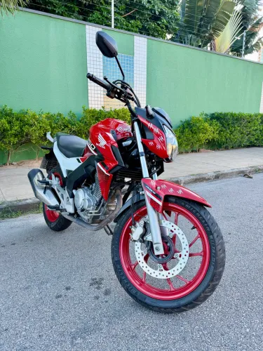 REPASSE - HONDA CB TWISTER 250 2022 C/ 19.000 km