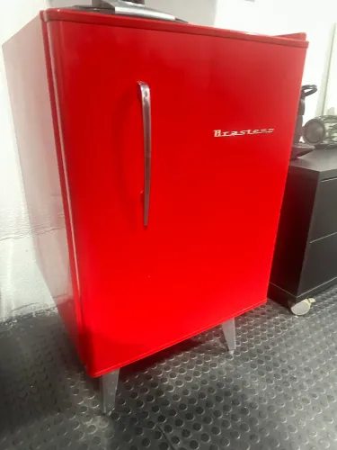Frigobar Brastemp Retrô - Vermelho