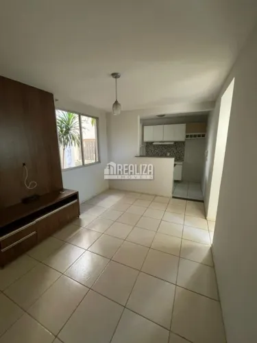 Apartamento com 2 Quarto(s) e 1 banheiro(s) para Alugar, 48 m² por R$ 1950 / Mês