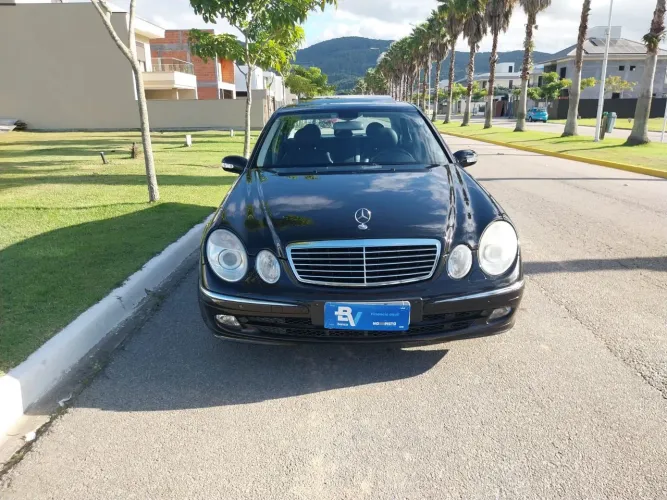 Mercedes-Benz E-320 Avantgarde 2005