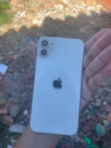 Vendo ou troco iPhone 11