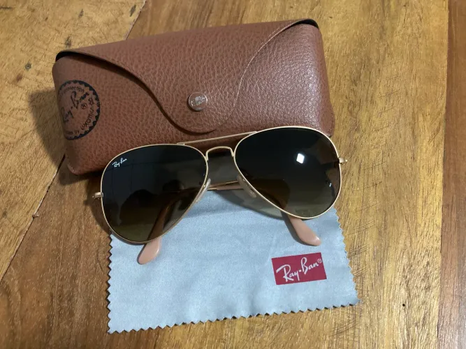 Ray Ban