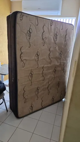 Cama box casal