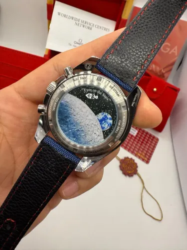Relógio Omega Speedmaster Snoopy