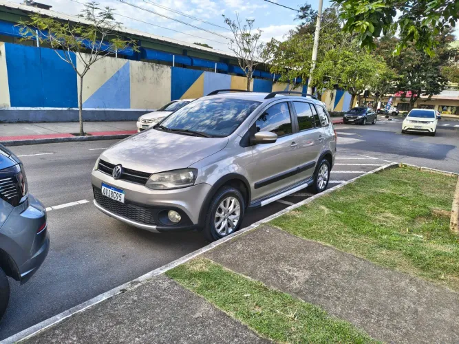 Volkswagen Spacecross 1.6 MI Total Flex 8V 2013