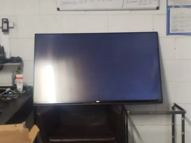 Smart TV 3D LED 49" Ultra HD 4K LG com Óvulo 3D