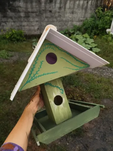 Casinha comedouro para Pássaros 