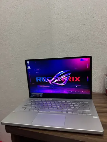 Notebook ASUS ROG STRIX Zephyrus G14 - Ryzen 9 5900HS RTX 3060 6GB, SSD Nvme 1TB