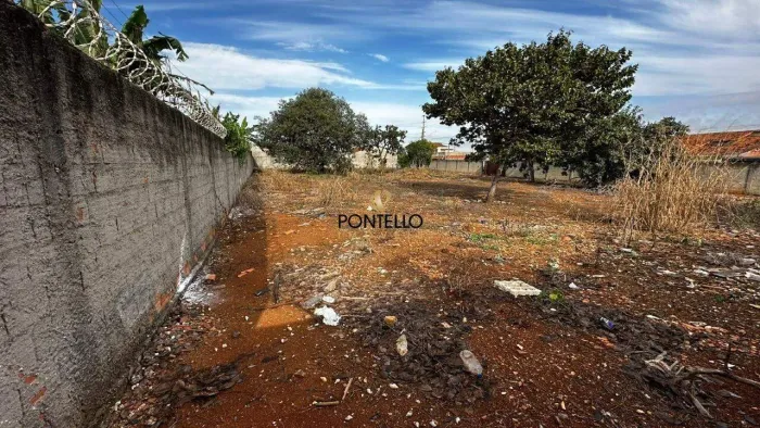 Lote Comercial/Industrial no Bairro Indústrias