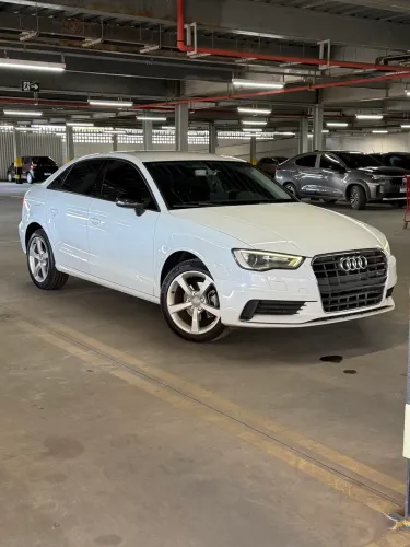 Audi A3 Sedan 1.4 TFSI Flex Tiptronic 4P 2016