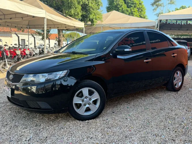 Kia Motors Cerato 1.6 16V Mec. 2011