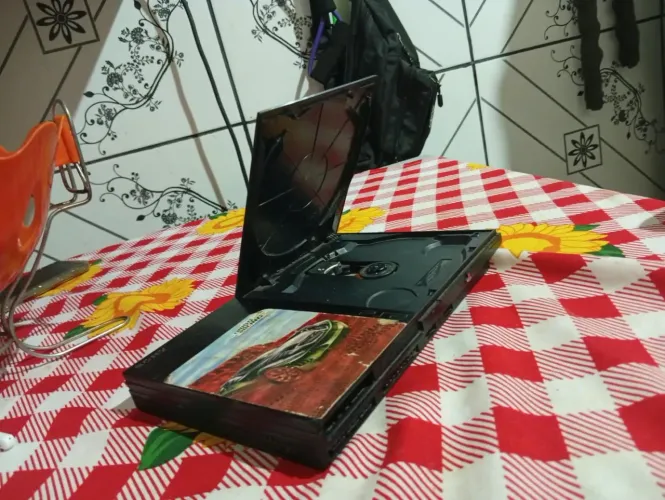 Vendo PS2 só com o console por APENAS R$300 Reais