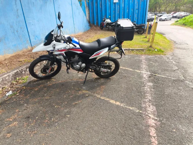 Vendo XRE Rally capitão América 22850