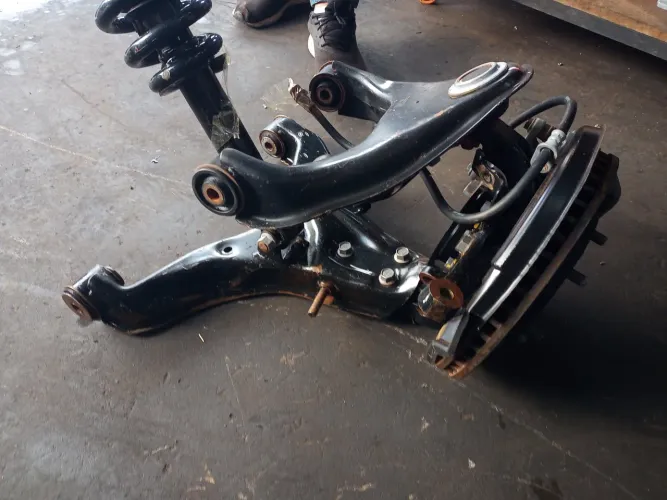 suspensão triton 2.4 2019/2022 original