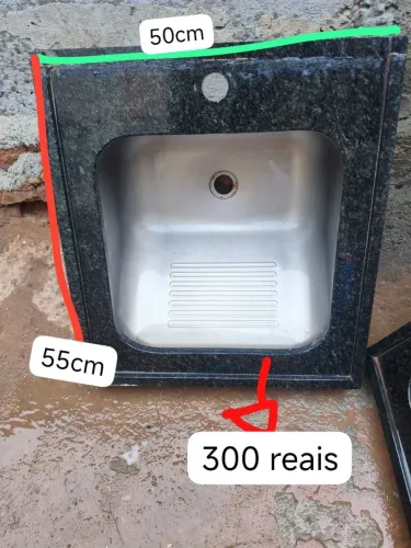Vendo lavatório e tanque de mármore 250 cada um