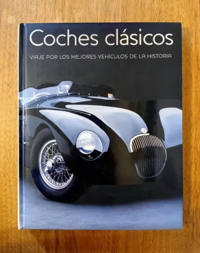 Livro em espanhol Coches clásicos