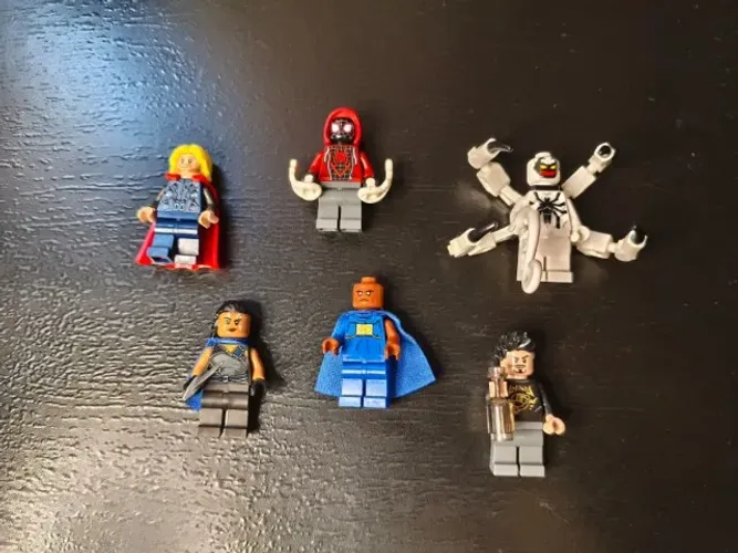 Lego Marvel Minifiguras