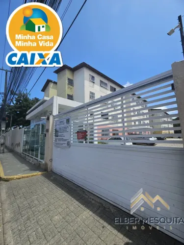 Apartamento Térreo à venda no Carlito Pamplona Fortaleza/CE