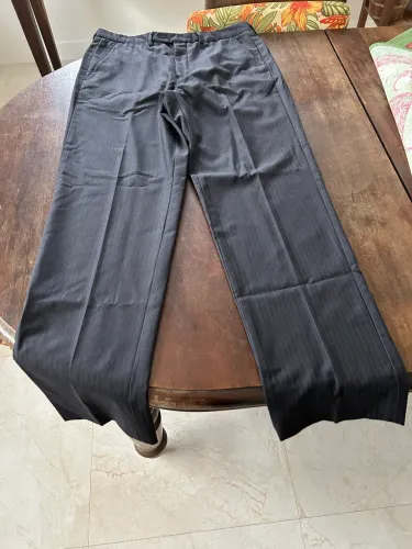 Vendo calça social Fideli