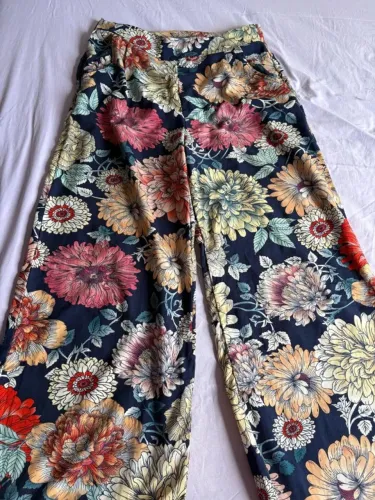 calça pantalona florida p veste cintura 40