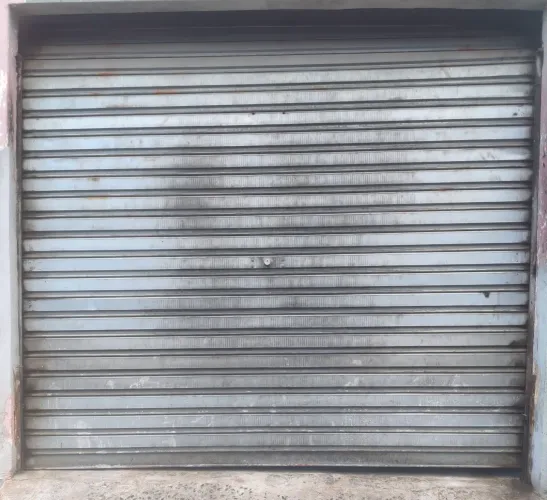 Porta de aço para estabelecimento