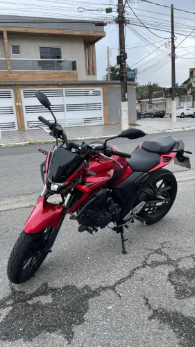 MOTO FAZER250 ANO 2025 NOVÍSSIMA