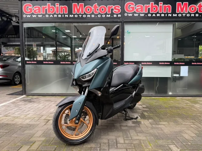 Yamaha Xmax 250 2024